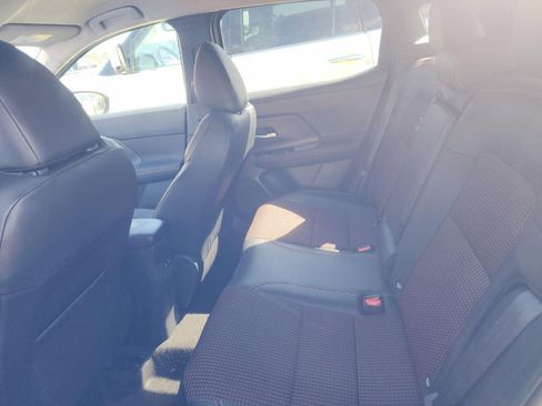 Used 2025 Nissan Kicks SR image 5