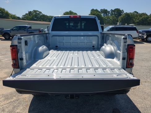 New 2026 RAM 3500 Tradesman AWD/4WD image 11