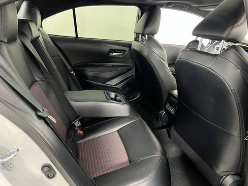 Used 2025 Toyota Corolla XSE image 31