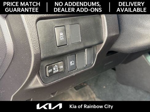 Used 2023 Toyota Tacoma SR5 w/ Technology Package image 15