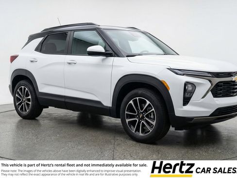 Used 2025 Chevrolet TrailBlazer LT image 1