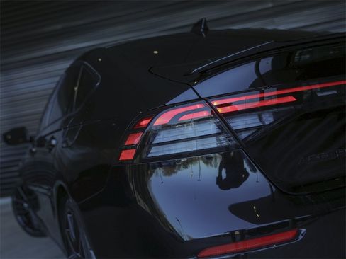 Used 2024 Honda Accord Touring image 14