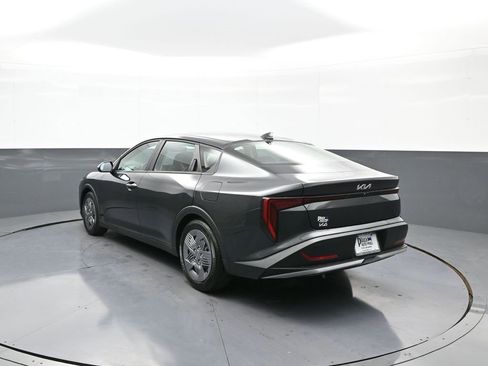 Certified 2025 Kia K4 LX image 8