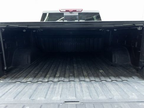 Used 2024 GMC Sierra 1500 Denali Ultimate image 9