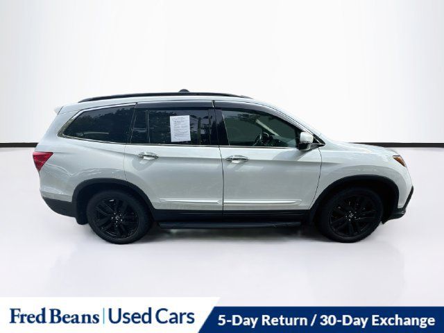 Used 2021 Honda Pilot Touring image 11