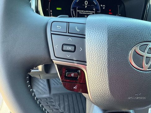 New 2026 Toyota Camry SE FWD image 26