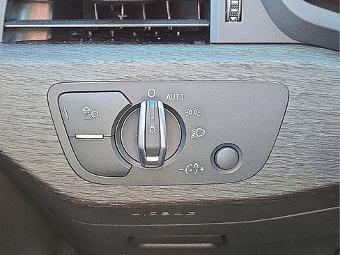 Used 2024 Audi A4 2.0T Premium Plus image 24