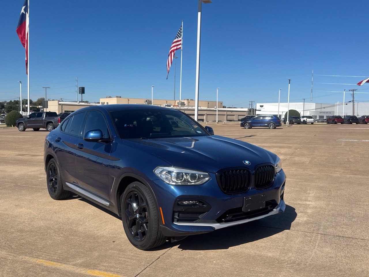 Used 2021 BMW X4 xDrive30i AWD/4WD image 1