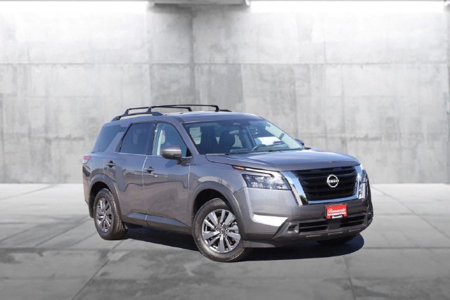 Certified 2025 Nissan Pathfinder SV w/ SV Premium Package FWD image 2