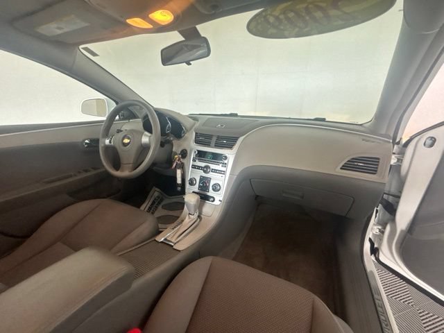 Used 2009 Chevrolet Malibu LS FWD image 23