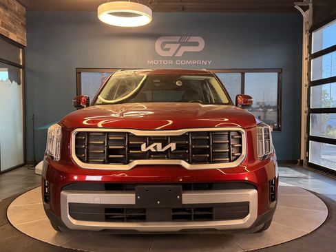 Used 2023 Kia Telluride S AWD/4WD image 8