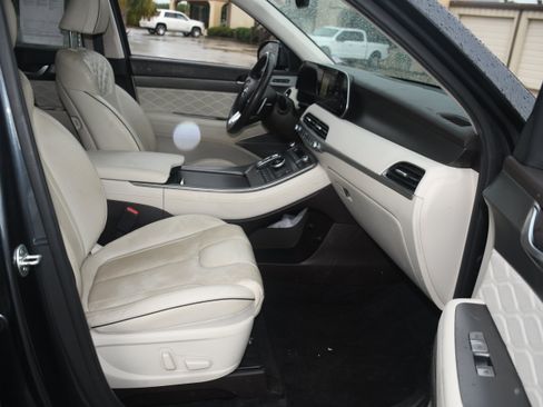 Used 2020 Hyundai Palisade Limited FWD image 23