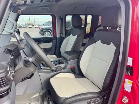 New 2025 INEOS Grenadier AWD/4WD image 9