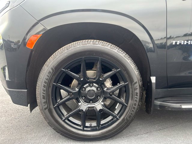 Used 2021 Chevrolet Tahoe Premier w/ Premium Package AWD/4WD image 13