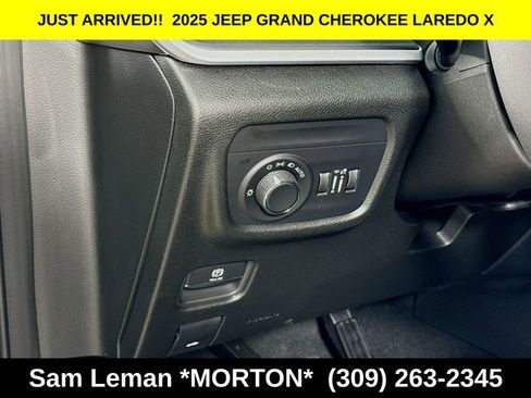 New 2025 Jeep Grand Cherokee Laredo X w/ Luxury Tech Group I image 10