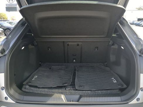 Certified 2023 Volkswagen ID.4 Pro S image 9