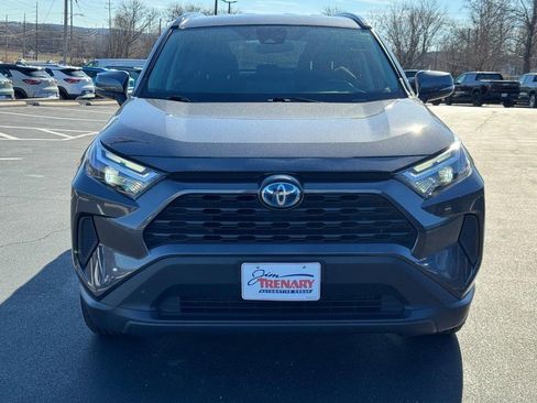 Used 2024 Toyota RAV4 LE image 9
