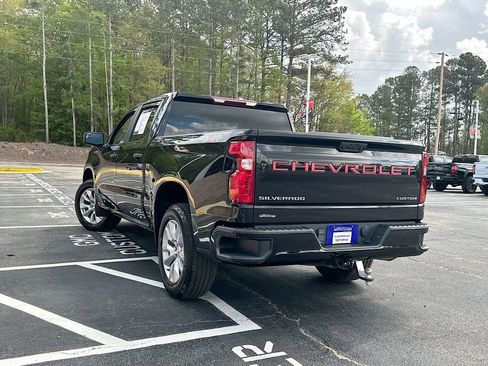 Used 2022 Chevrolet Silverado 1500 Custom image 5