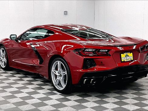 Used 2021 Chevrolet Corvette Stingray Coupe w/ 1LT RWD image 3