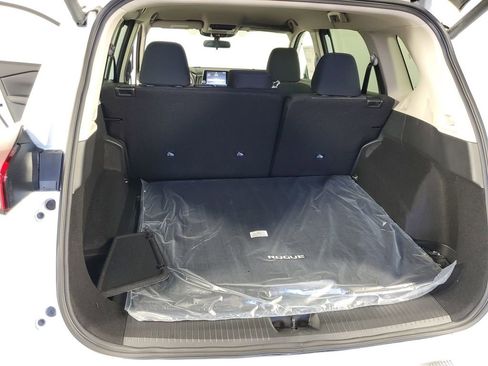 New 2026 Nissan Rogue SV image 31