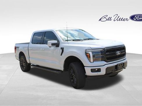 Used 2025 Ford F150 Lariat w/ Equipment Group 501A Mid AWD/4WD image 3