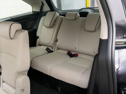 New 2026 Honda Odyssey Touring image 21