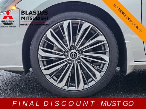 Used 2023 Nissan Altima 2.5 SL image 7