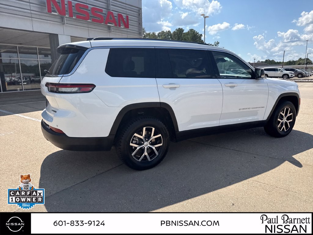 Used 2023 Jeep Grand Cherokee L Limited AWD/4WD image 6