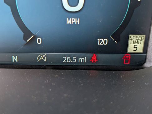 Used 2025 Ford F150 Lariat w/ Equipment Group 501A Mid image 15