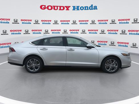 New 2026 Honda Accord EX-L image 9