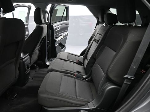 Certified 2022 Ford Explorer XLT image 21