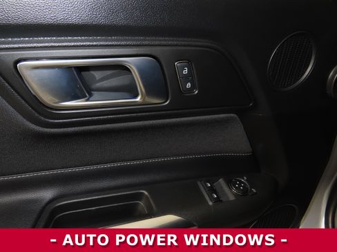 Used 2021 Ford Mustang GT w/ Equipment Group 301A image 7