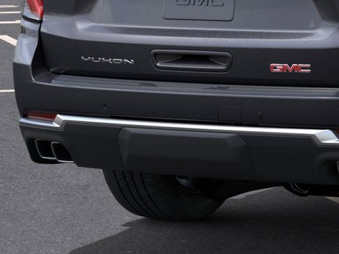 New 2026 GMC Yukon XL Denali w/ Denali Reserve Package RWD image 14
