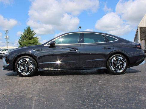 Used 2025 Hyundai Sonata SEL FWD image 10