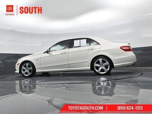 Used 2012 Mercedes-Benz E 350 4MATIC Sedan image 41