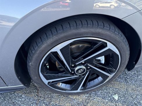 Used 2023 Hyundai Elantra N Line w/ Preferred Accessory Package image 13