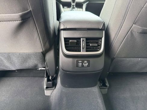 Certified 2025 Subaru Outback Premium AWD/4WD image 18