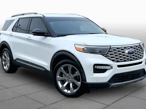 Used 2020 Ford Explorer Platinum w/ Premium Technology Package AWD/4WD image 3