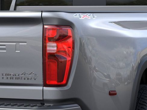 New 2026 Chevrolet Silverado 3500 High Country w/ Technology Package AWD/4WD image 11