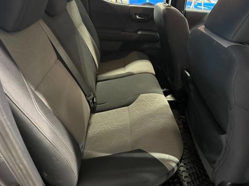 Used 2021 Toyota Tacoma SR5 image 18