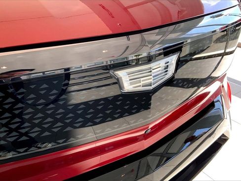 New 2026 Cadillac Optiq Sport 2 image 36