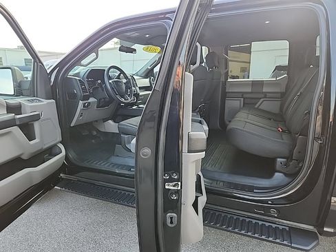 Used 2018 Ford F150 XL w/ Equipment Group 101A Mid AWD/4WD image 10