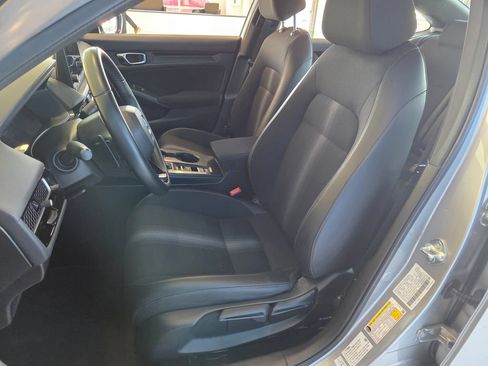 Used 2025 Honda Civic Sport image 14