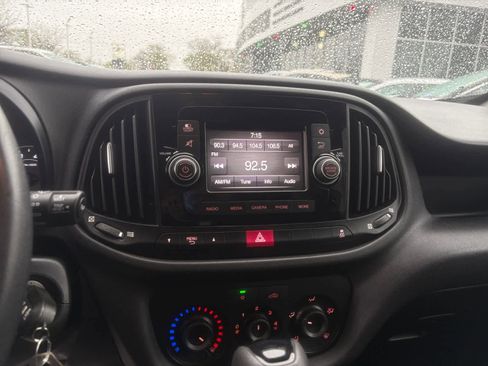 Used 2022 RAM ProMaster City Tradesman FWD image 19