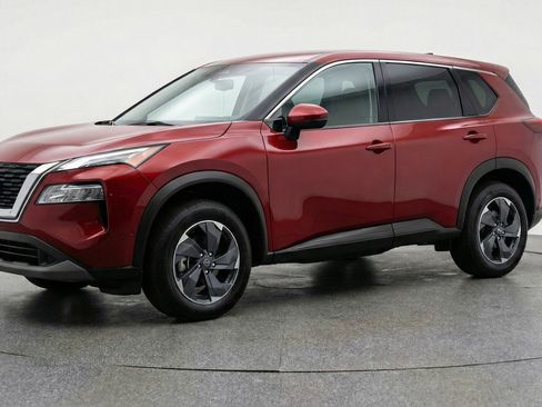 Used 2025 Nissan Rogue SV image 3