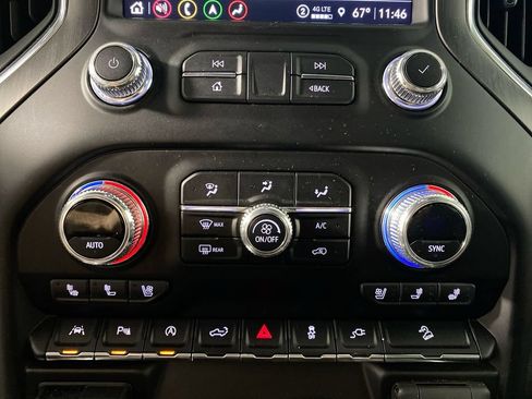 Used 2021 GMC Sierra 1500 AT4 w/ AT4 Value Package AWD/4WD image 18