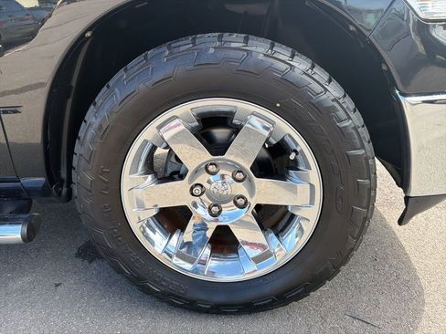 Used 2011 RAM 1500 Laramie image 17