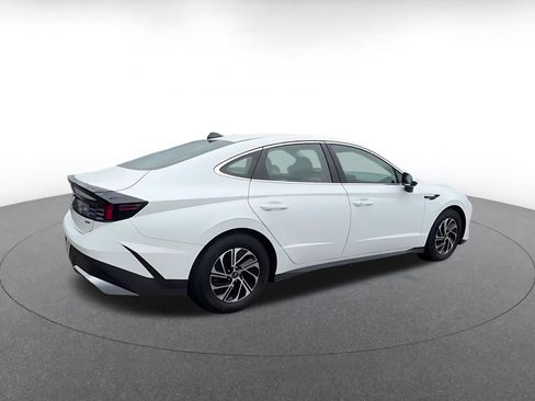 Used 2026 Hyundai Sonata Blue FWD image 15