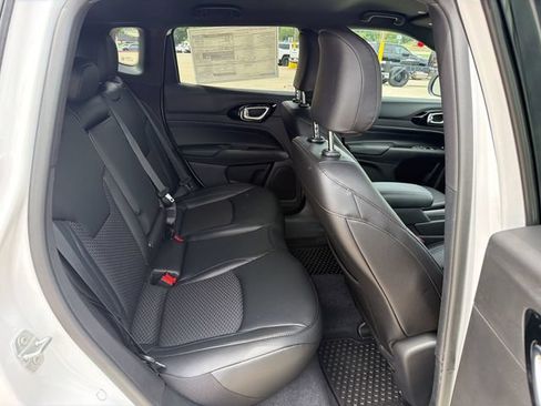 New 2026 Jeep Compass Latitude AWD/4WD image 29