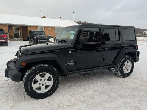 Used 2014 Jeep Wrangler Unlimited Sport w/ Quick Order Package 24S image 10